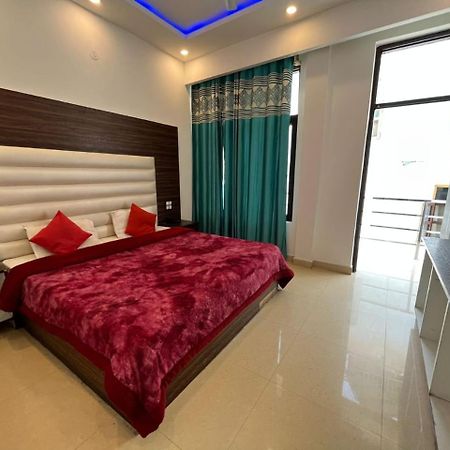 Rahul Hotel & Restaurant Mussoorie Eksteriør billede