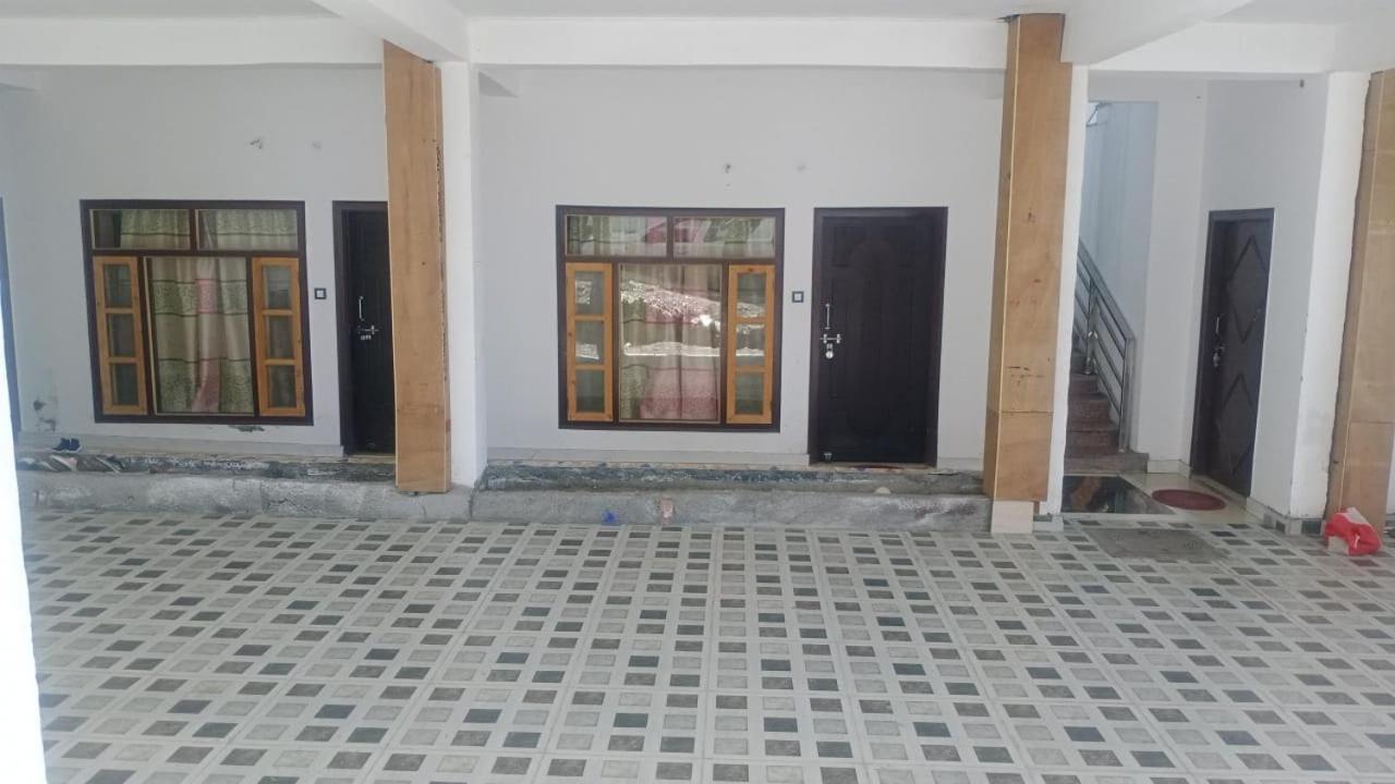 Rahul Hotel & Restaurant Mussoorie Eksteriør billede