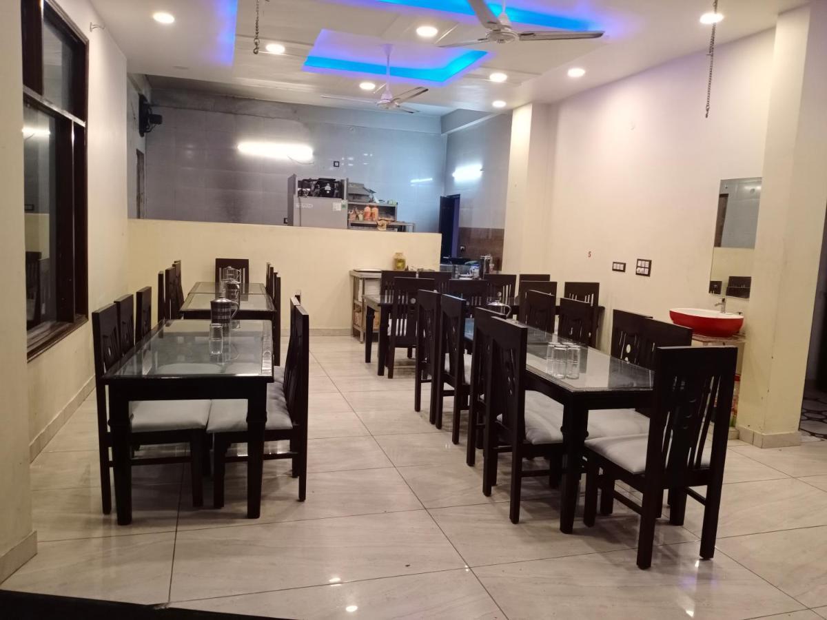 Rahul Hotel & Restaurant Mussoorie Eksteriør billede