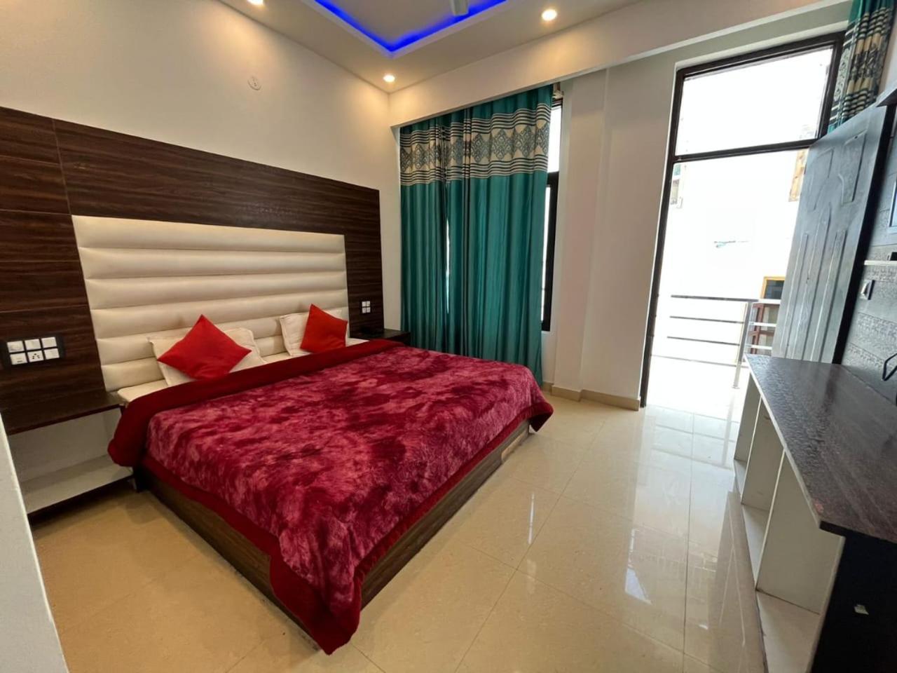Rahul Hotel & Restaurant Mussoorie Eksteriør billede