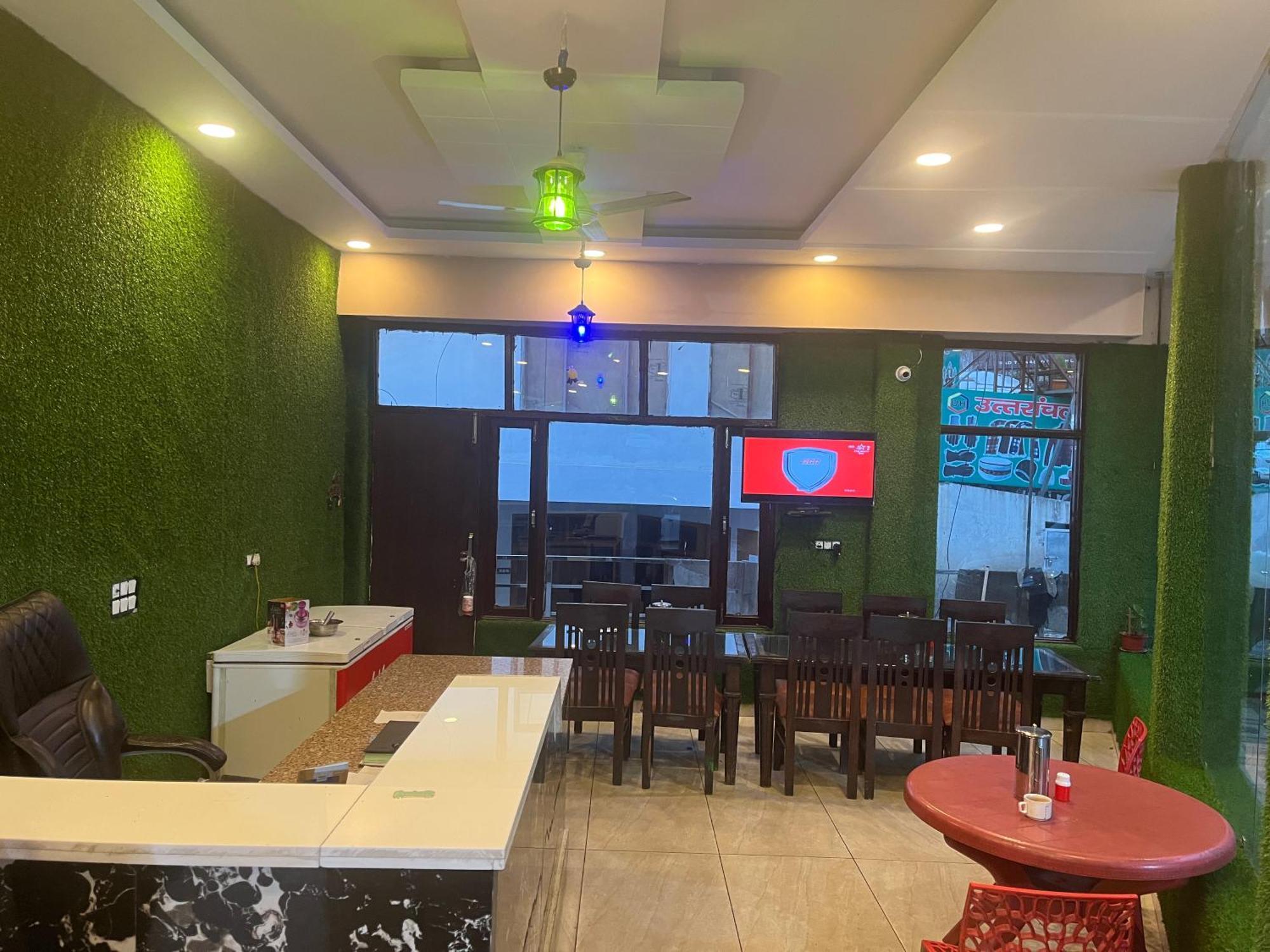 Rahul Hotel & Restaurant Mussoorie Eksteriør billede